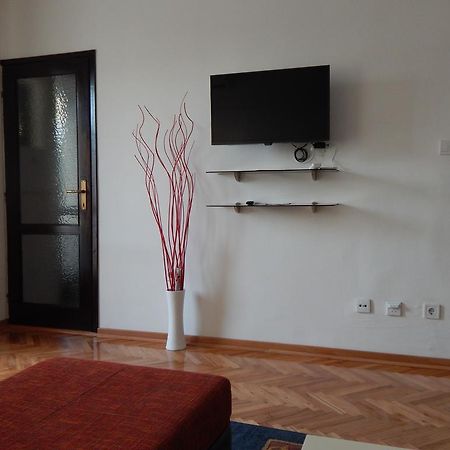 Apartment Knez Kotorska Τίβατ Εξωτερικό φωτογραφία