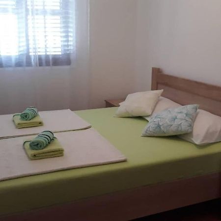 Apartment Knez Kotorska Τίβατ Εξωτερικό φωτογραφία